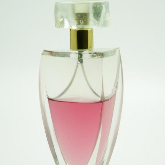 Refill perfumy, co to znaczy?